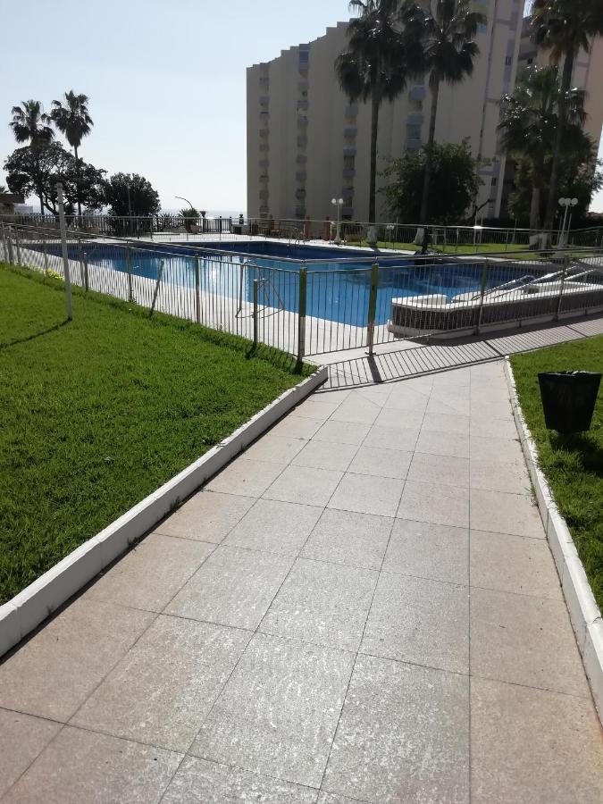 Magnifique Vue A 100M De La Plage Benalmadena Exterior photo