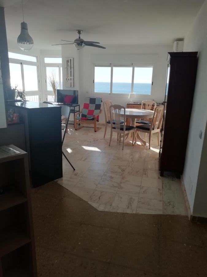 Magnifique Vue A 100M De La Plage Benalmadena Exterior photo