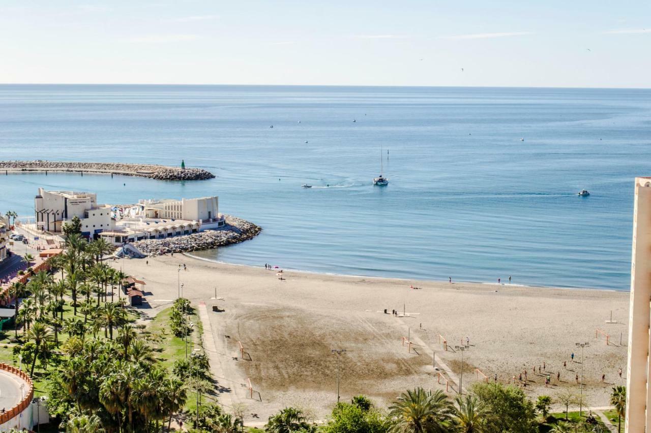 Magnifique Vue A 100M De La Plage Benalmadena Exterior photo